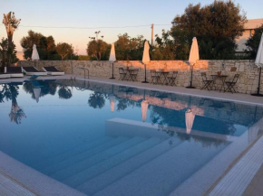 Carone Suite-Charme&Pool